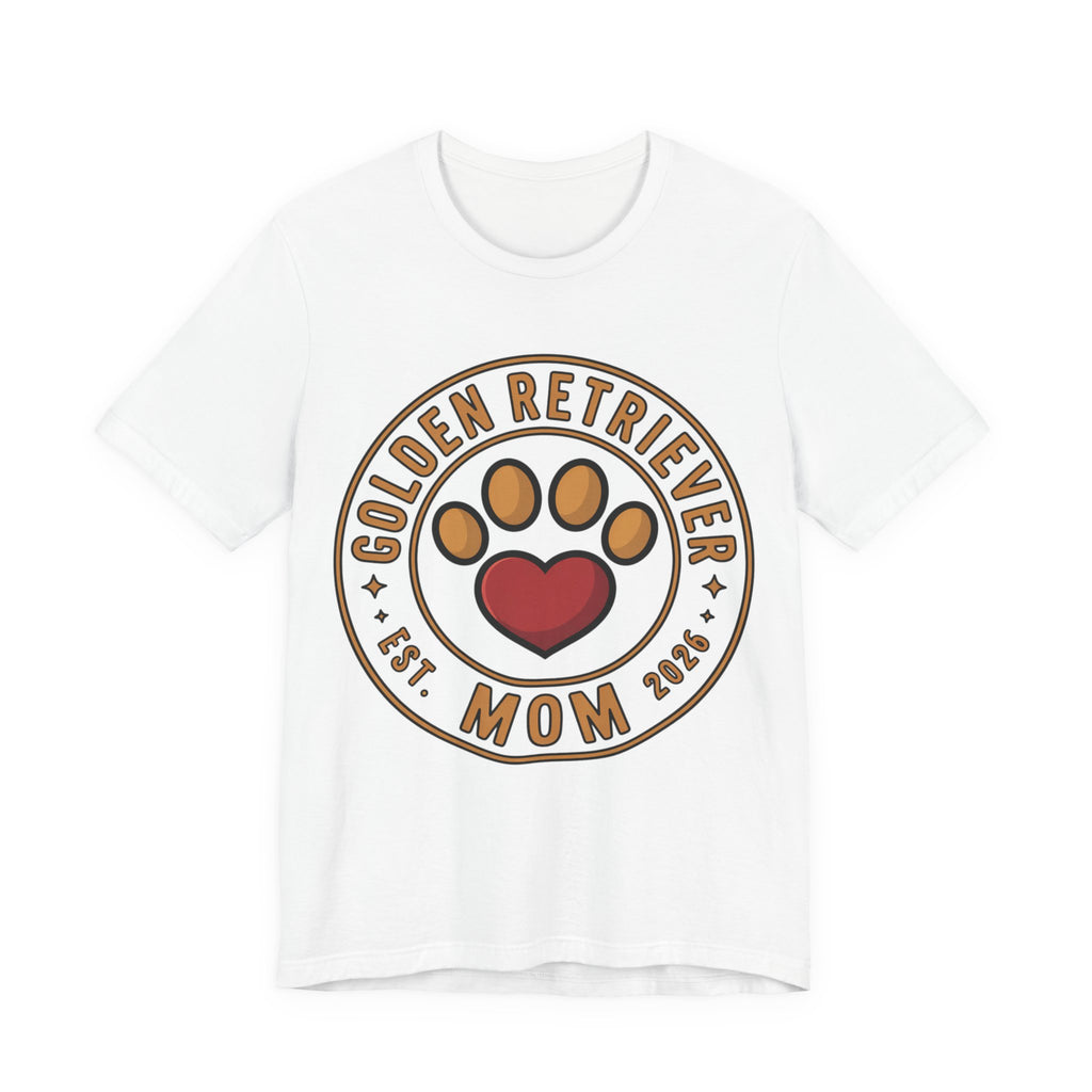 Golden Retriever Mom -- Vintage Badge T-Shirt